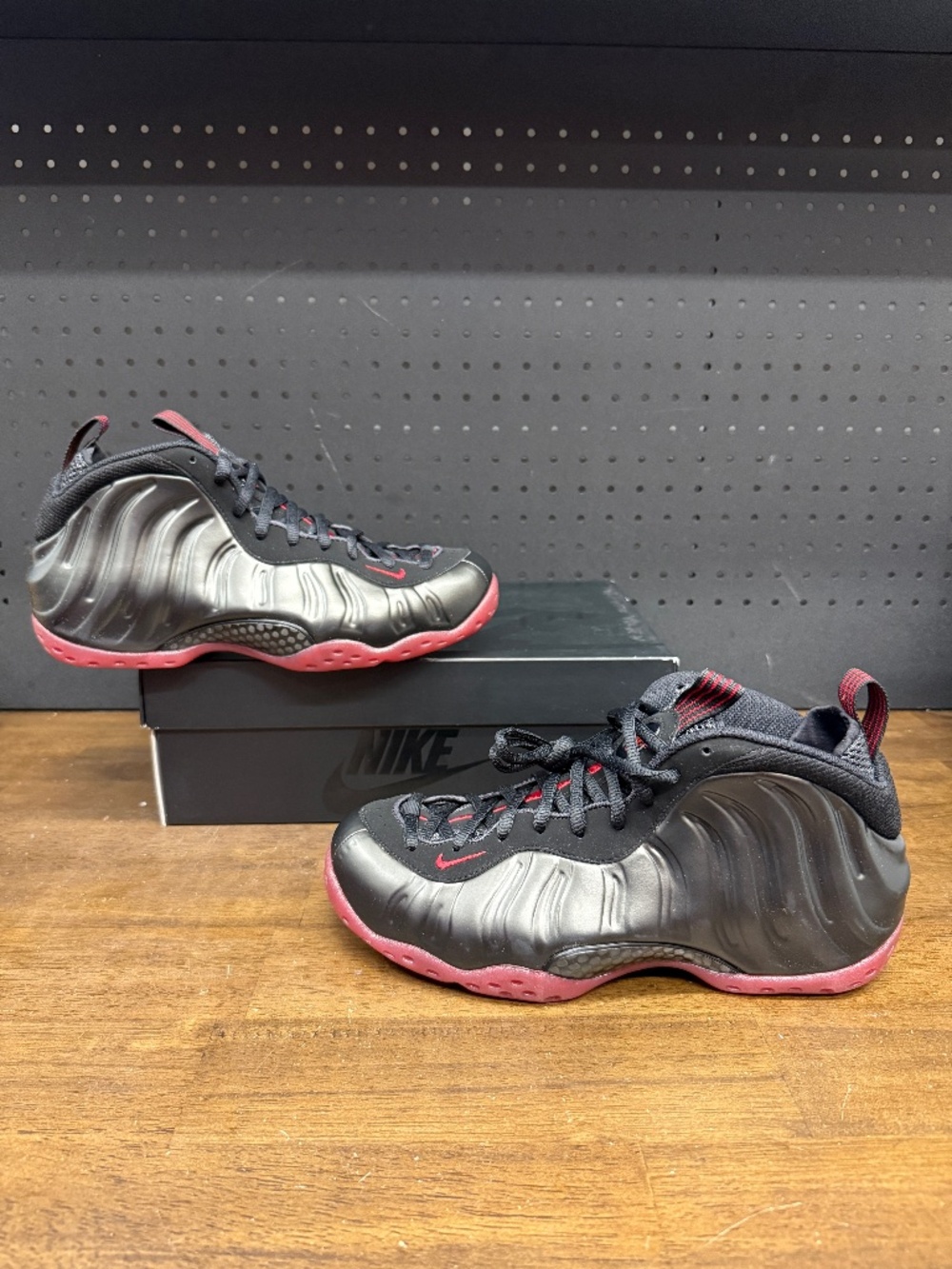 New W/ Box! Men's Nike Air Foamposite One 'Cough Drop' 2025 Black Red Sneakers